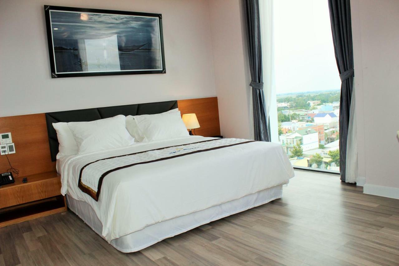 Sky Hotel Hong Ngu Buitenkant foto